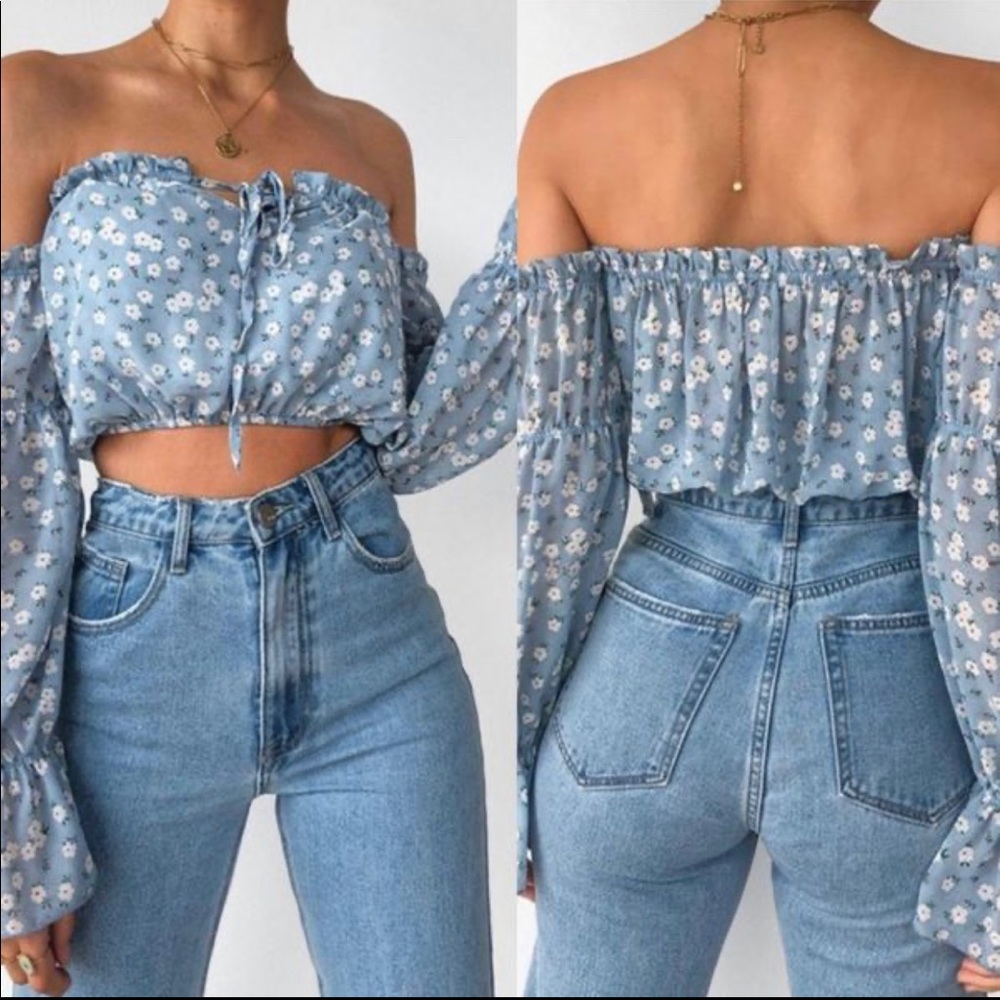 Floral long sleeve crop top
